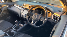 Nissan Qashqai 1.3 DiG-T Acenta Premium 5dr Petrol Hatchback